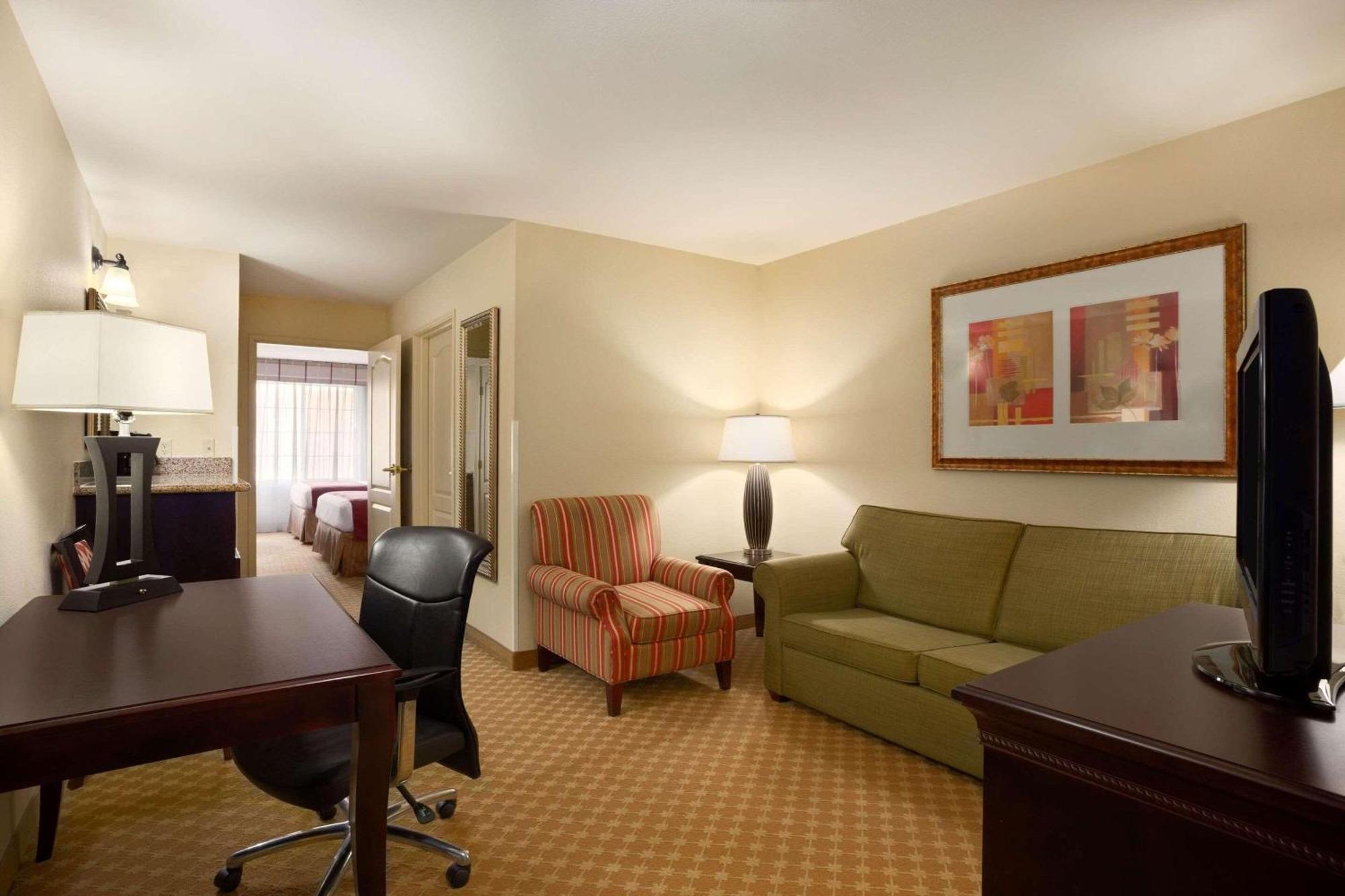 Country Inn & Suites By Radisson, Washington At Meadowlands, Pa Eksteriør bilde